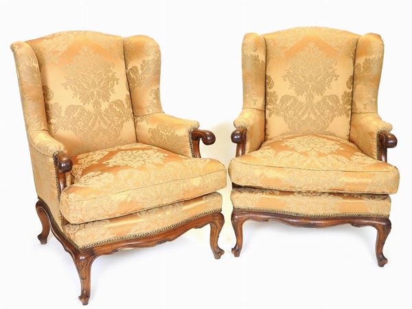 A Pair of Bergère Walnut Armchairs  (19th Century)  - Auction Furniture and Paintings from a House in Val d'Elsa / A Collection of Modern and Contemporary Art - Lots 304-590 - II - Maison Bibelot - Casa d'Aste Firenze - Milano