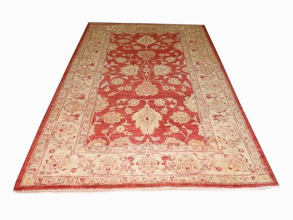 A Ziegler Carpet  - Auction Furniture and Paintings from a house in Val d'Elsa - Lots 1-303 - I - Maison Bibelot - Casa d'Aste Firenze - Milano