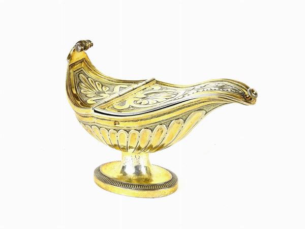 A Vermeil Silver Incense Boat  (Paris, 1820 ca.)  - Auction Furniture and Paintings from a House in Val d'Elsa / A Collection of Modern and Contemporary Art - Lots 304-590 - II - Maison Bibelot - Casa d'Aste Firenze - Milano