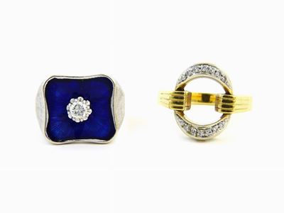 Due Anelli in Oro Bianco e Giallo, Smalto e Diamanti