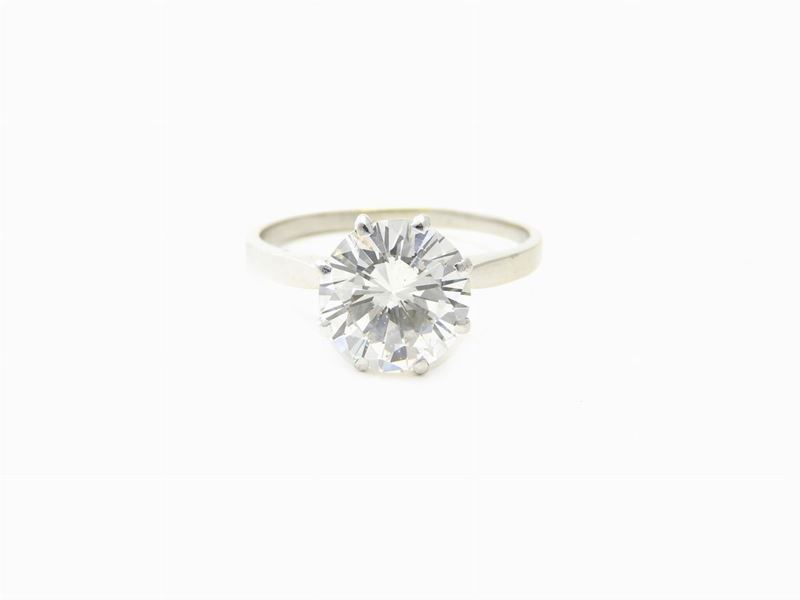 Anello Solitario in Oro Bianco e Diamante