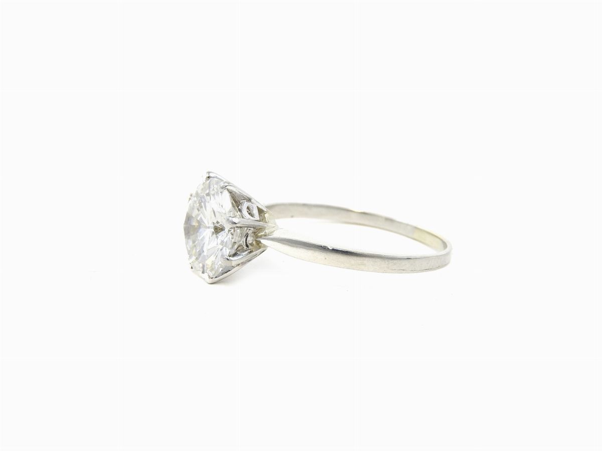 Anello Solitario in Oro Bianco e Diamante