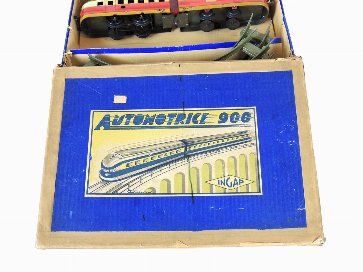 Ingap, Automotrice 900