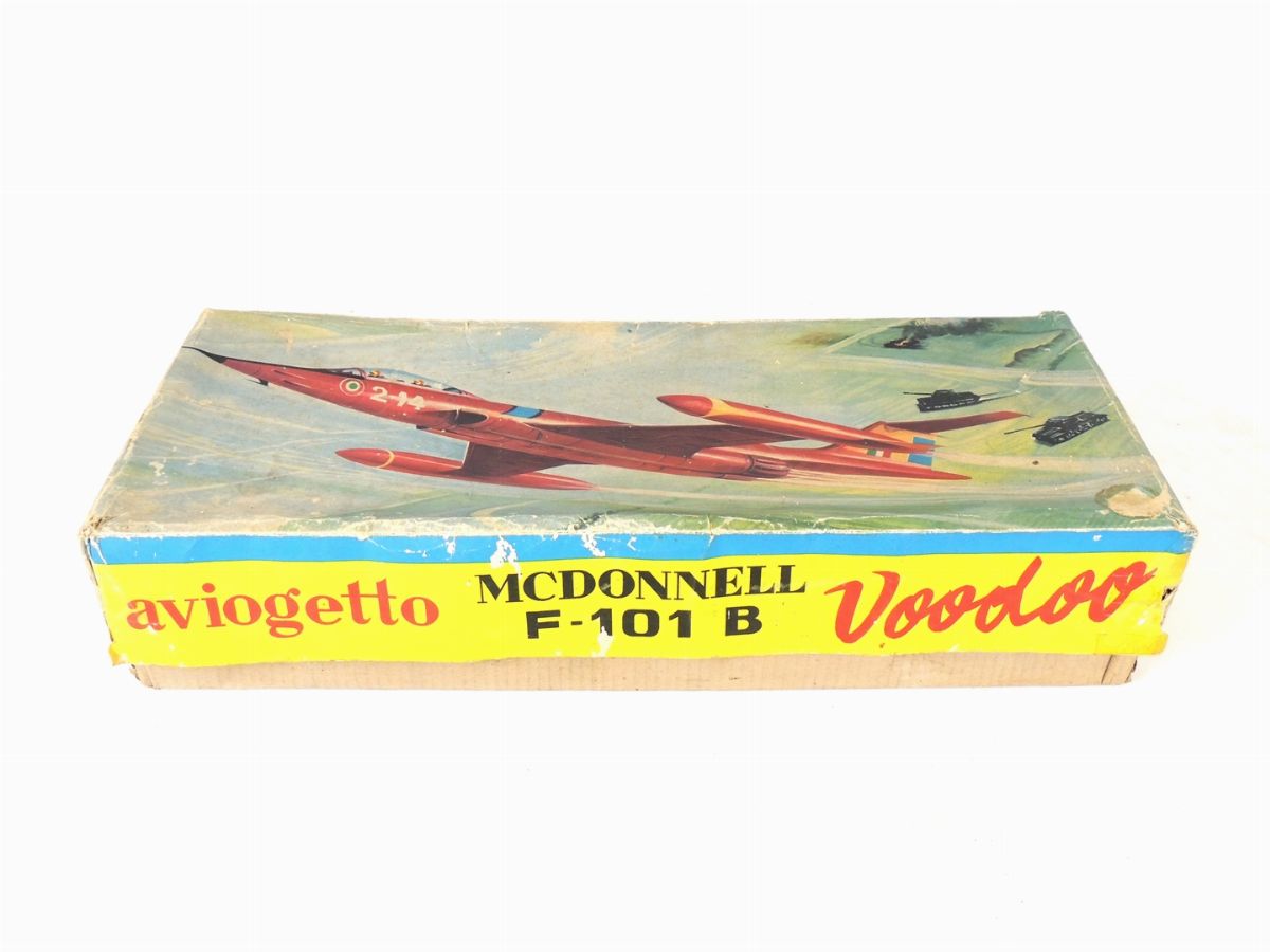 Ingap, Aereo "aviogetto" MC Donnell F 101b