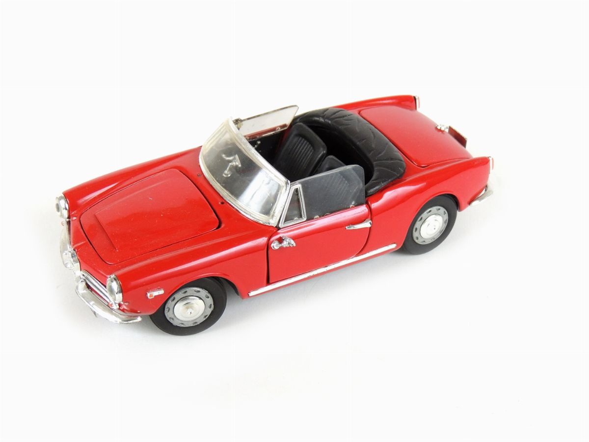 Togi, Alfa Romeo Giulia Spyder