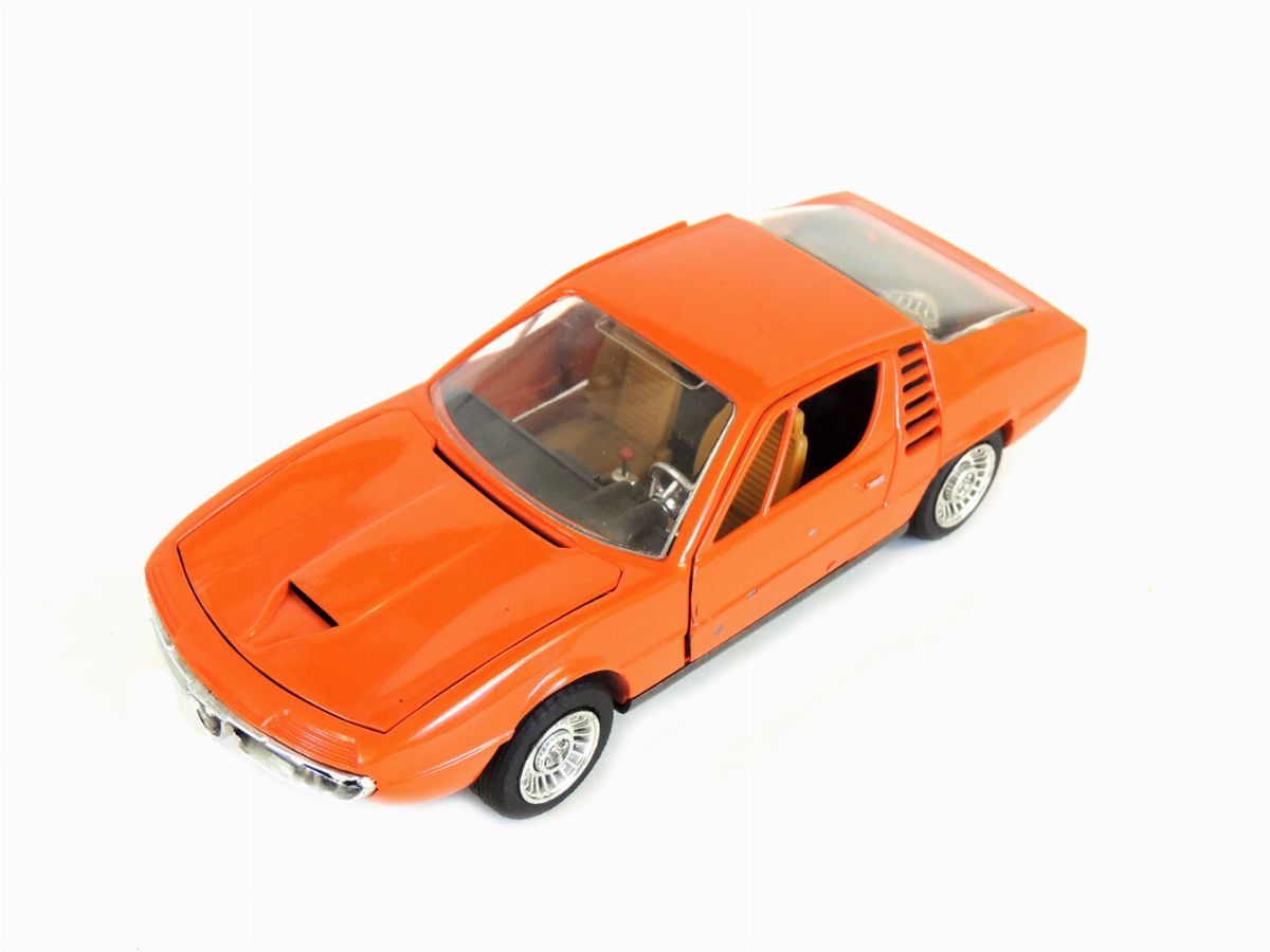 Togi, Alfa Romeo Montreal