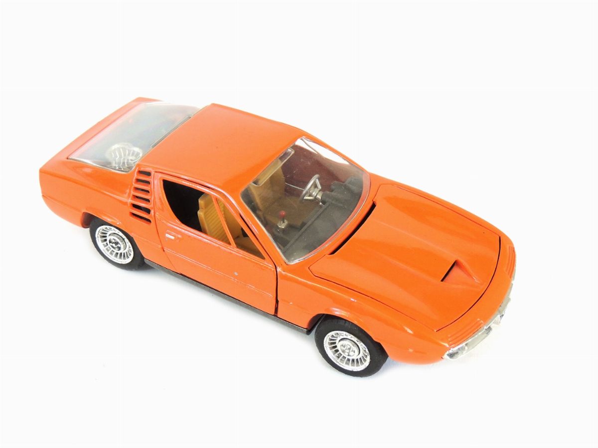 Togi, Alfa Romeo Montreal