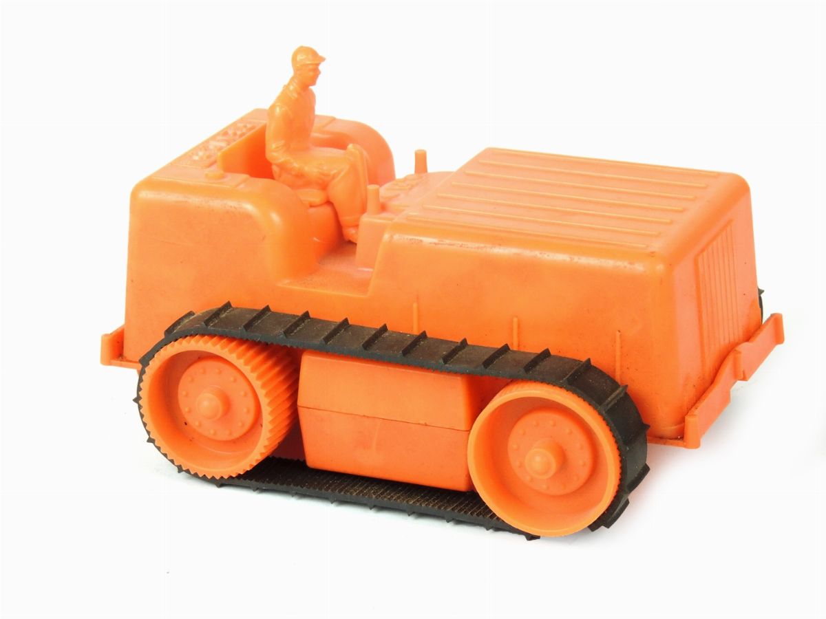 Remco Industries Inc., Trattore