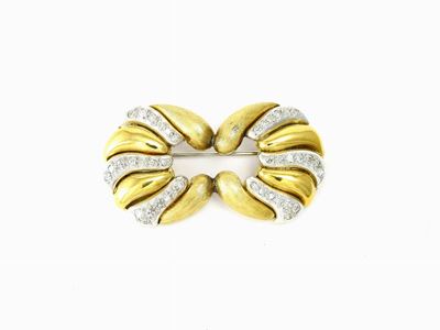 Spilla in Oro Giallo Lucido e Satinato, Oro Bianco e Diamanti