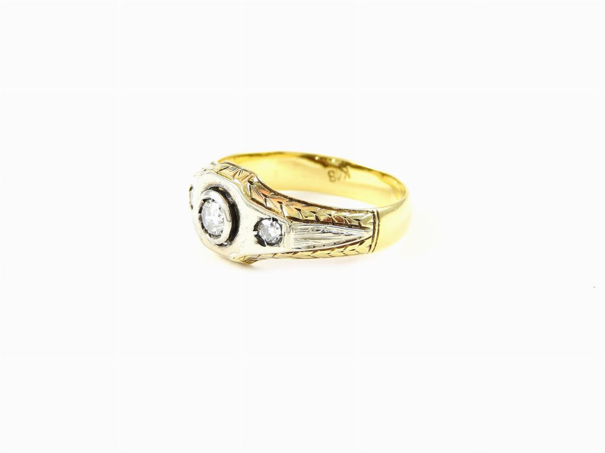 Anello Trilogy in Oro Bianco e Giallo con Diamanti