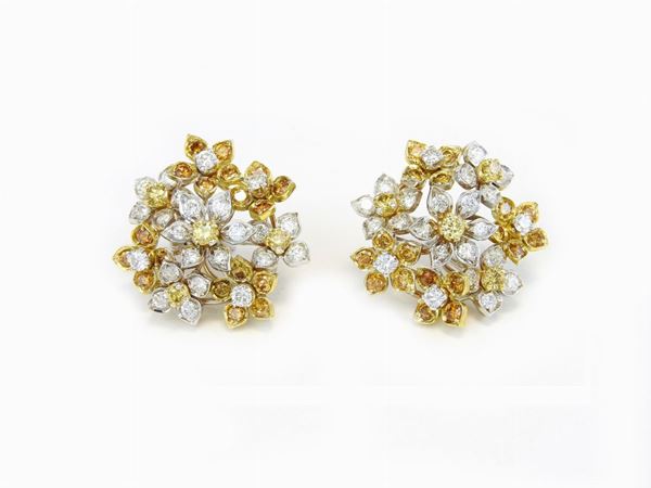 White gold earrings with colourless and fancy colour diamonds