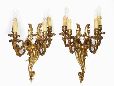 Coppia di Appliques in Metallo Dorato