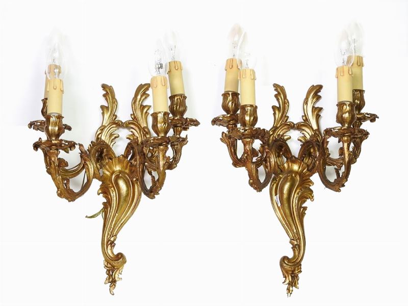 Coppia di Appliques in Metallo Dorato