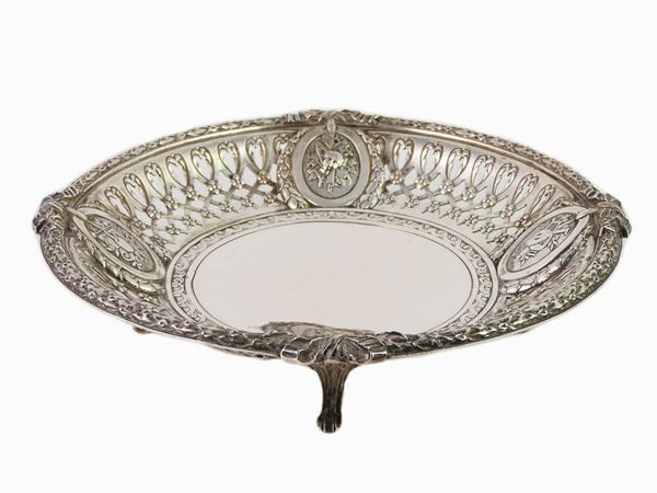 A Silver Bon Bon Bowl  - Auction Furniture and Old Master Paintings - First Session - II - Maison Bibelot - Casa d'Aste Firenze - Milano