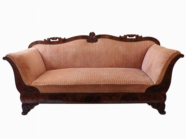 A Burr Walnut Veneered Sofa  (first half of 19th Century)  - Auction Forniture and Old Master Paintings - Second session - III - Maison Bibelot - Casa d'Aste Firenze - Milano
