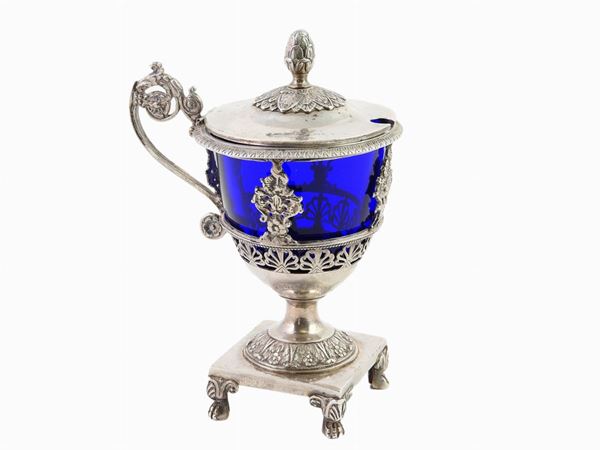 A Silver Mustard Pot  (PAris, 1810 ca.)  - Auction Furniture and Old Master Paintings - First Session - II - Maison Bibelot - Casa d'Aste Firenze - Milano