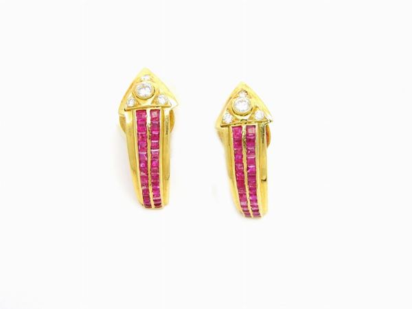 Yellow gold earrings with diamonds and rubies  - Auction Jewels and Watches - First Session - I - Maison Bibelot - Casa d'Aste Firenze - Milano