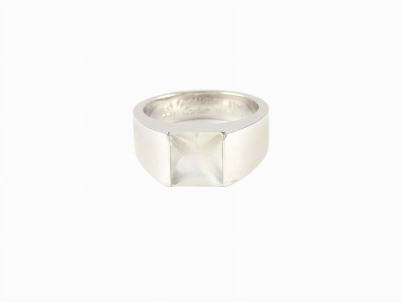 Anello Cartier in Oro Bianco e Pietra di Luna