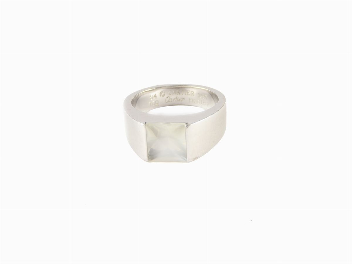 Anello Cartier in Oro Bianco e Pietra di Luna