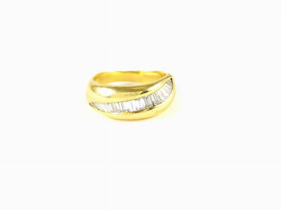 Anello Salvini in Oro Giallo e Diamanti
