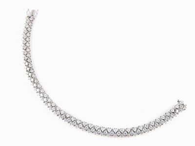 Bracciale a Maglia Morbida in Oro Bianco e Diamanti