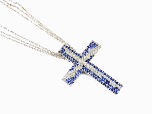 White gold triple small chain and pendant with diamonds and sapphires