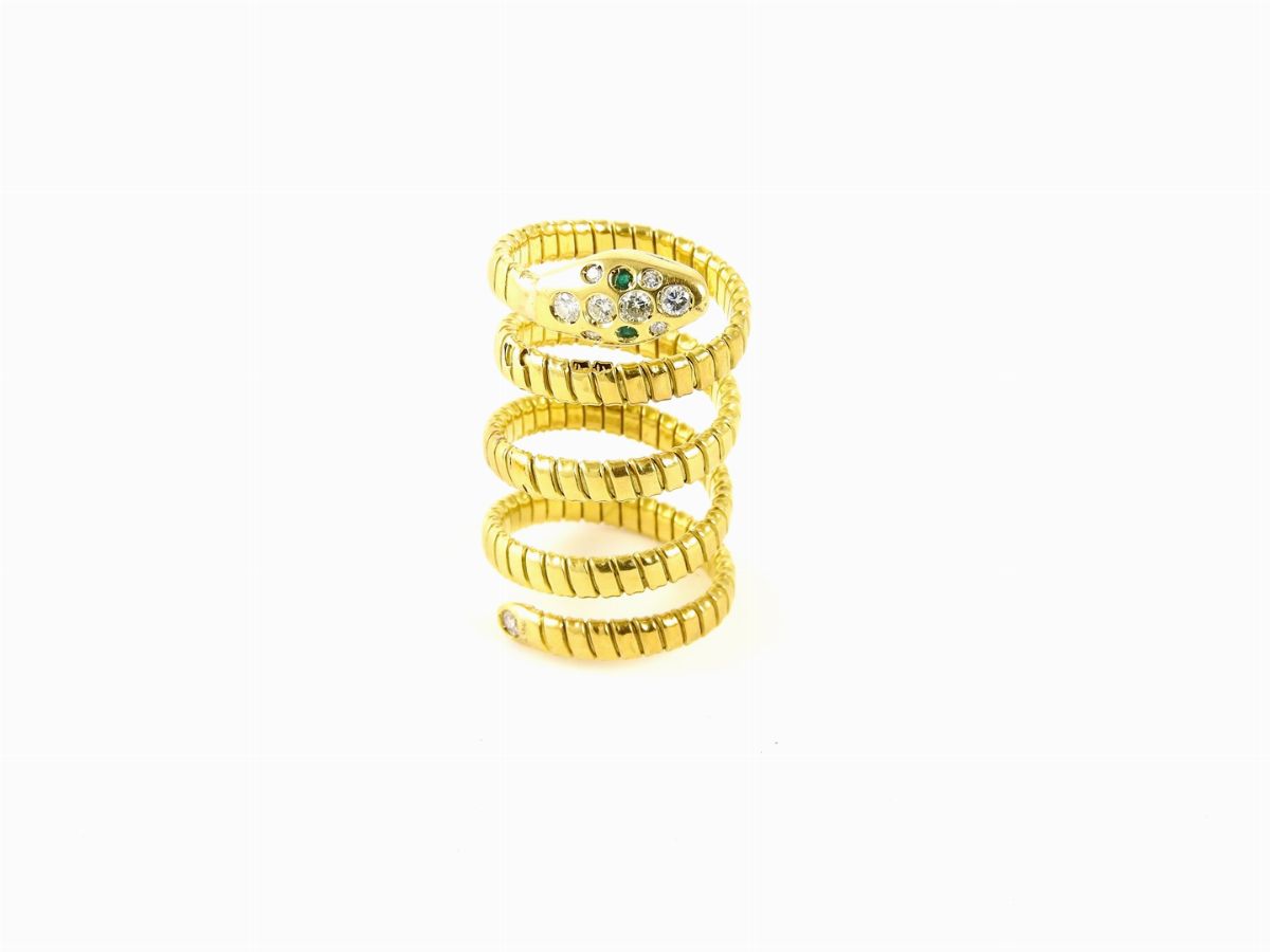 Anello Animalier a Maglia Tubogas in Oro Giallo, Diamanti e Smeraldi