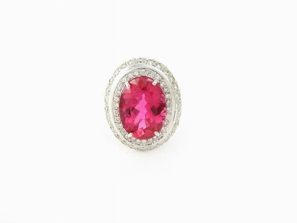 White gold ring with diamonds and rubellite tourmaline