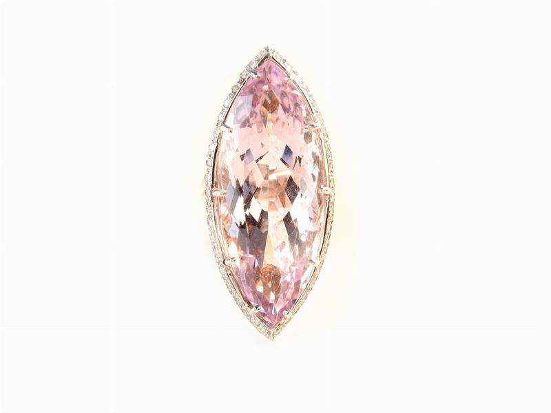 Anello in Oro Bianco con Diamanti e Quarzo Lilla