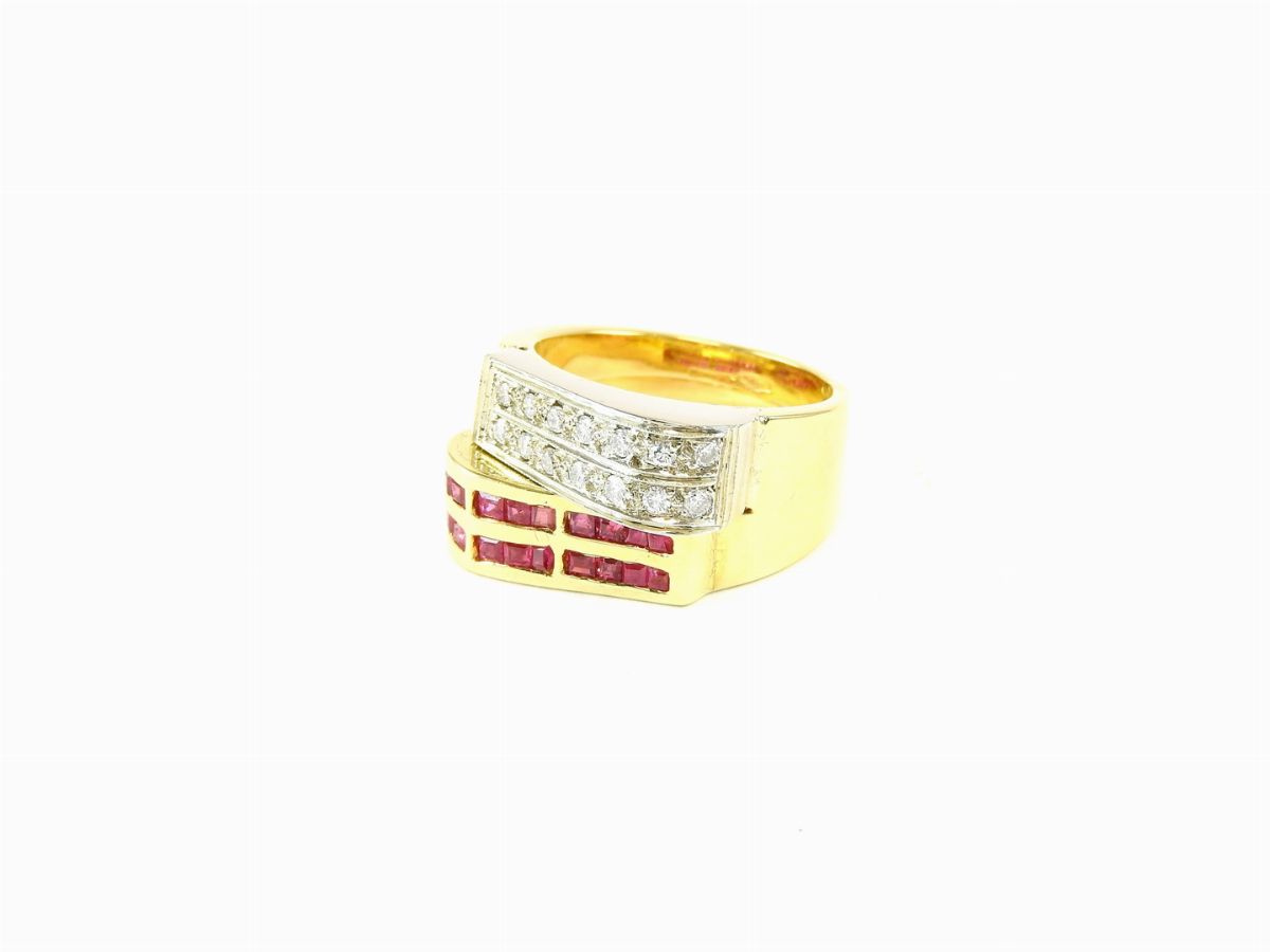 Anello in Oro Giallo, Diamanti e Rubini