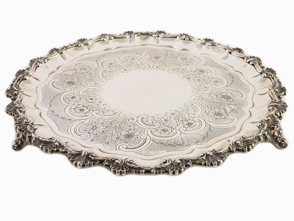 A Large Silver Salver  (Joseph & John Angell, London, 1833)  - Auction Furniture and Old Master Paintings - First Session - II - Maison Bibelot - Casa d'Aste Firenze - Milano