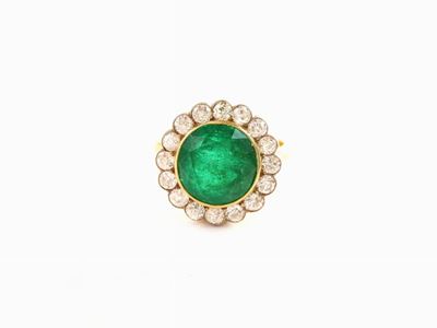 Anello a Margherita in Oro Giallo e Bianco, Diamanti e Smeraldo