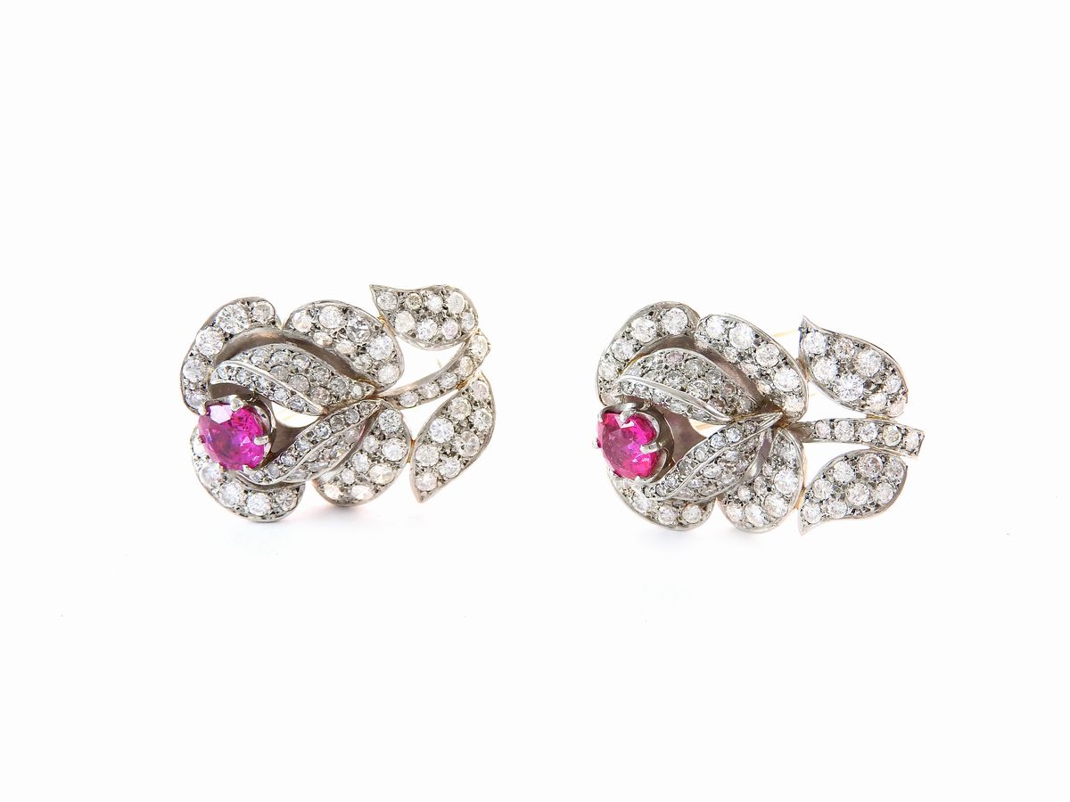 Bracciale Rigido Scomponibile in Oro Bianco con Diamanti e Rubini Naturali