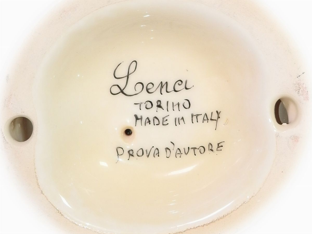 Figura Femminile con Pelle di Volpe Lenci