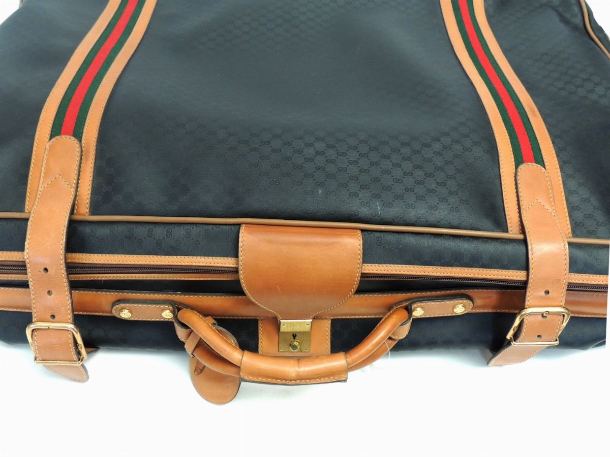Valigia Semirigida in Tela Monogram Nera, Gucci