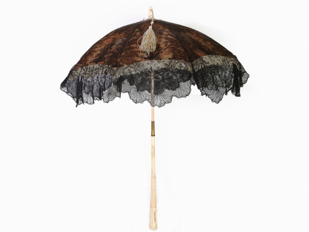 Ombrellino Parasole in Pizzo Nero e Avorio
