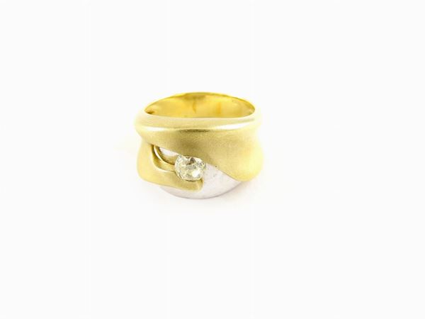 White and yellow satin gold ring with diamond
