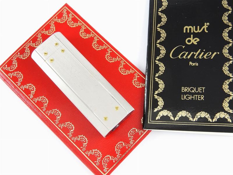 Accendino Cartier in Argento