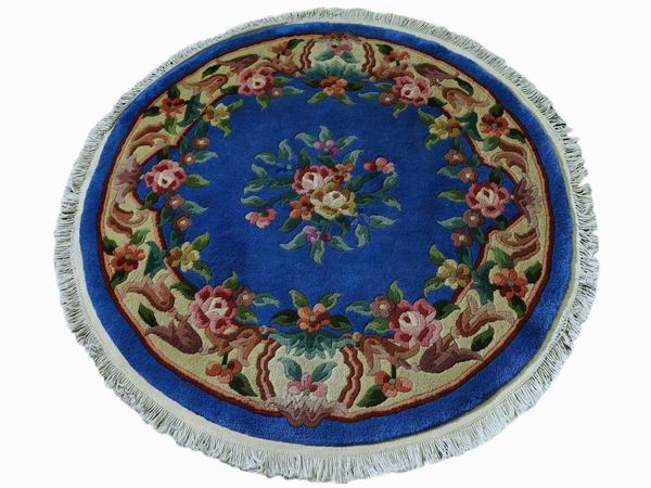 A Round Chinese Carpet  - Auction Furniture and Old Master Paintings - First Session - II - Maison Bibelot - Casa d'Aste Firenze - Milano