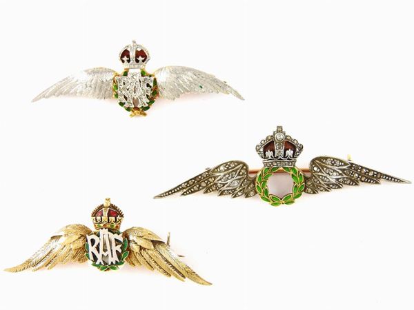Three RAF (Royal Air Force) military pins in platinum, different gold alloys, diamonds and enamels