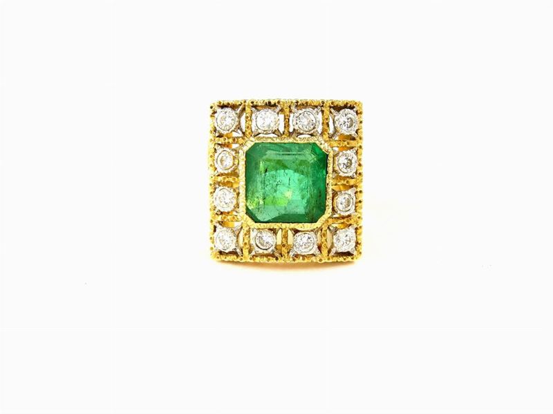 Anello Mario Buccellati in Oro Giallo e Bianco, Diamanti e Smeraldo