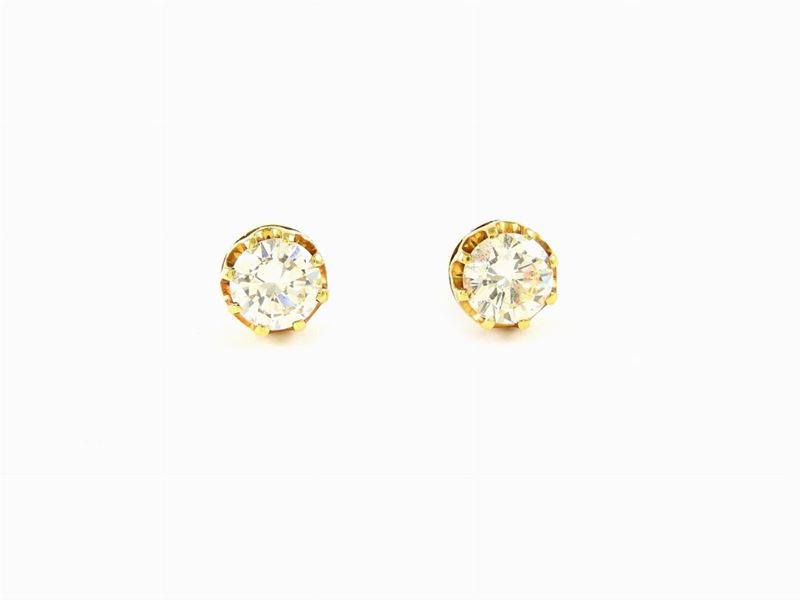 Orecchini in Oro Giallo e Diamanti