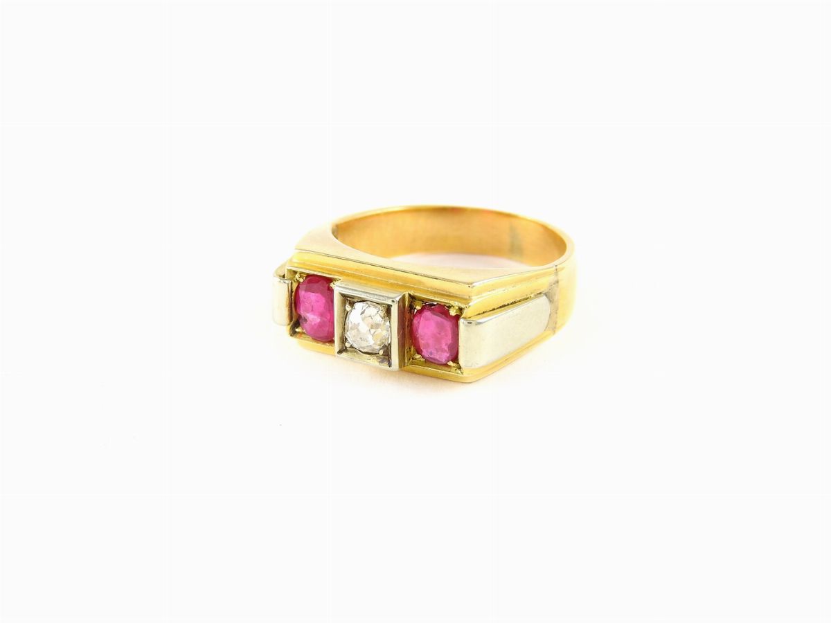 Anello a Fascia in Oro Giallo e Bianco, Diamanti e Rubini