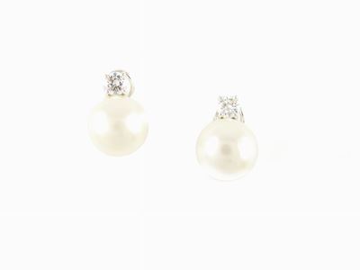 Orecchini in Oro Bianco, Diamanti e Perle Coltivate South Sea