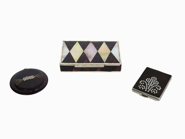 A Cigarette Box and Two Vanity Cases  (mid 20th Century)  - Auction Furniture and Old Master Paintings - First Session - II - Maison Bibelot - Casa d'Aste Firenze - Milano