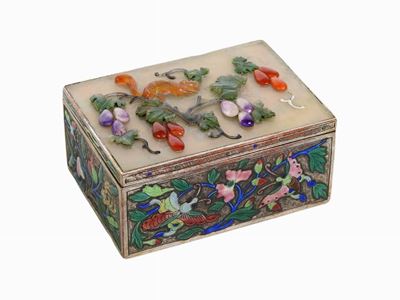 Scatola Portasigarette in Metallo Argentato, Smalti e Pietre Dure