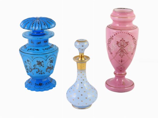 A Lot of Three Opaline Glass Items  (19th Century)  - Auction Forniture and Old Master Paintings - Second session - III - Maison Bibelot - Casa d'Aste Firenze - Milano