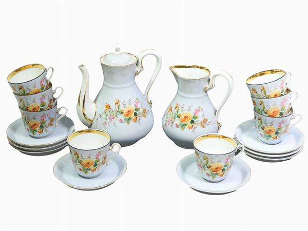 Painted Porcelain Coffee Set  (France, 19th Century)  - Auction Forniture and Old Master Paintings - Second session - III - Maison Bibelot - Casa d'Aste Firenze - Milano