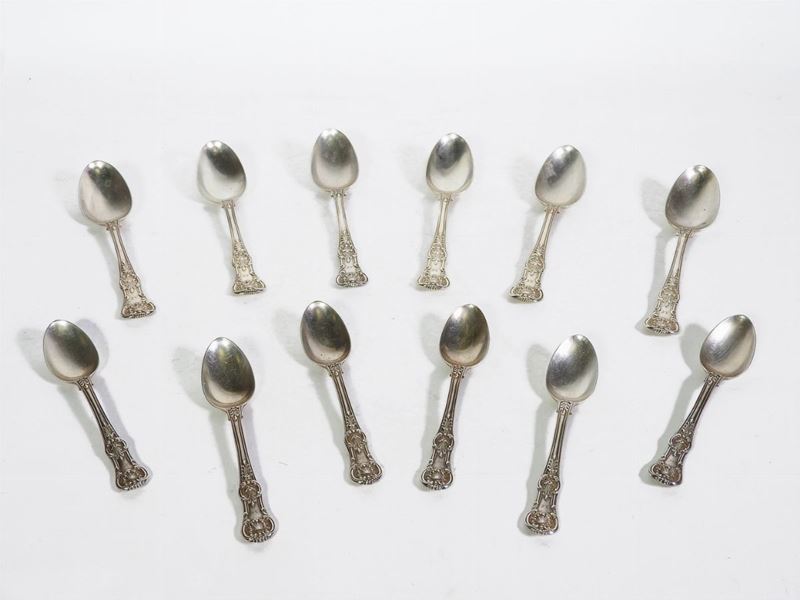 Serie di Sei Cucchiai e Sei Cucchiaini in Argento