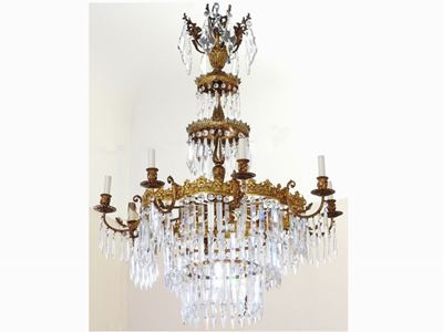 Lampadario in Metallo Dorato e Cristallo